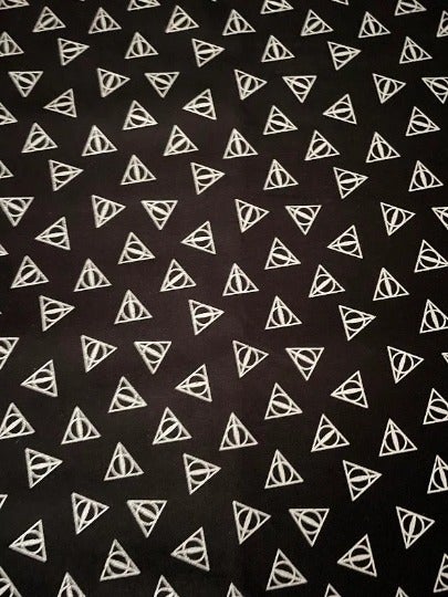 Harry Potter Cotton 100% Fabric Curtains Cushions Dressmaking Crafts Harry Potter Cotton 100% Fabric Curtains Cushions Dressmaking Crafts